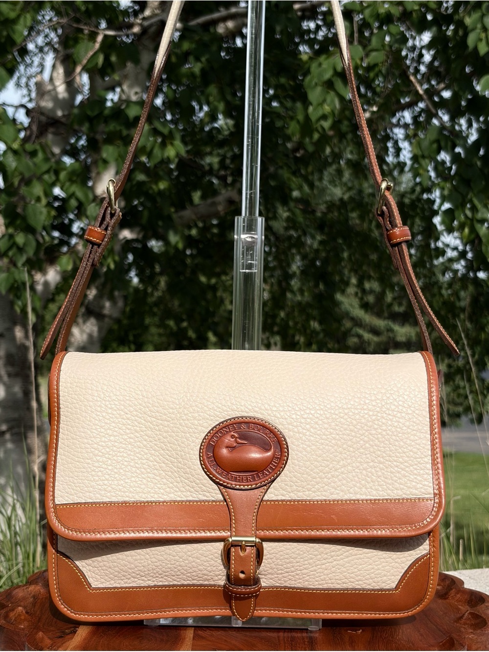 Vintage Dooney & Bourke Large Surrey All Weather Leather Crossbody Bag - Picture 17 of 17
